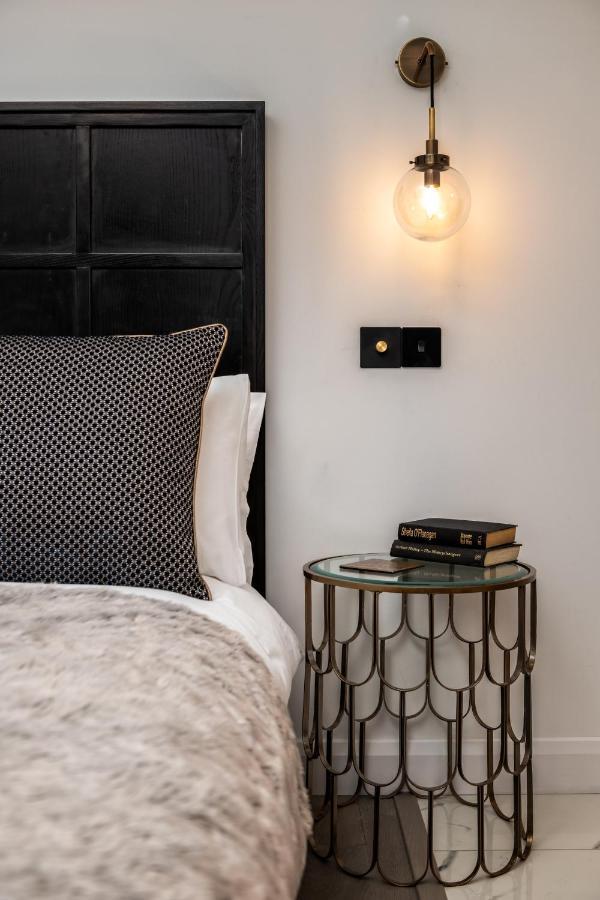 Pamper Yourself In Our Double Sized Copper Tub -2 Bedroom Villa Inverness Exterior foto